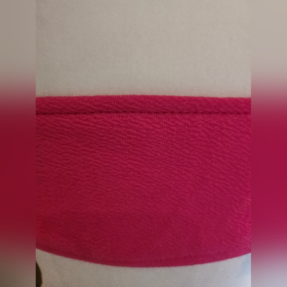 PINKY HEART CROP - Picture 9 of 16